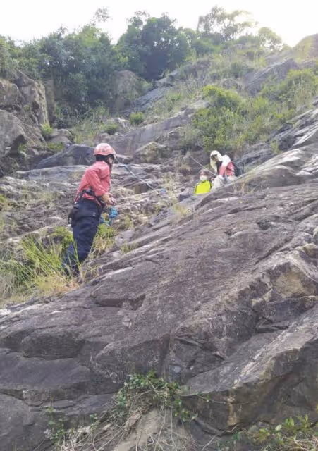 65歲珠寶大王盧仲輝意外去世!登山失足墜崖,同行16人均安然無恙