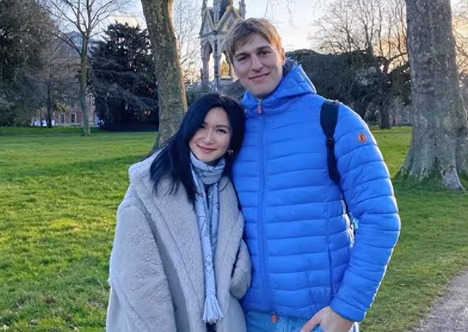 關禮傑疑因不滿准女婿曾出軌,勸學霸女兒分手,愛女聽話恢復單身