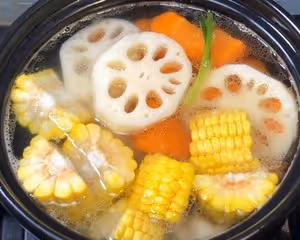 蓮藕排骨湯