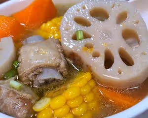 蓮藕排骨湯
