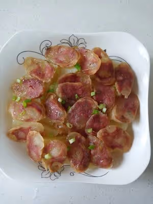 土豆蒸香腸