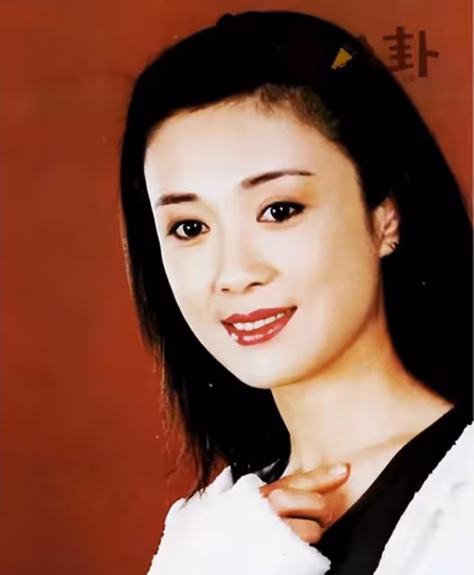 兩婚皆失敗！「最美妲己」厭倦拍戲經商險賠光錢　「中年自甘墮落」毀了自己也害到兒子