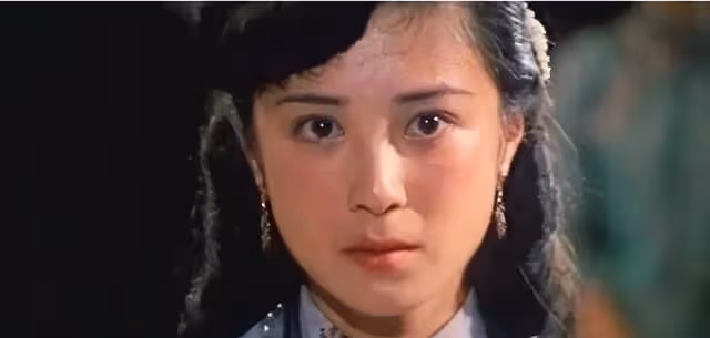 兩婚皆失敗！「最美妲己」厭倦拍戲經商險賠光錢　「中年自甘墮落」毀了自己也害到兒子