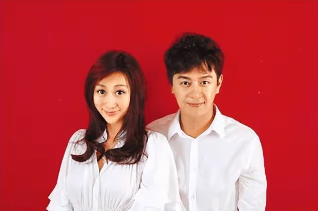 5年剖腹產4胎!男星小16歲辣妻「被說淪為生育機器」 「她出面替夫護航」:沒有大家想像的可憐