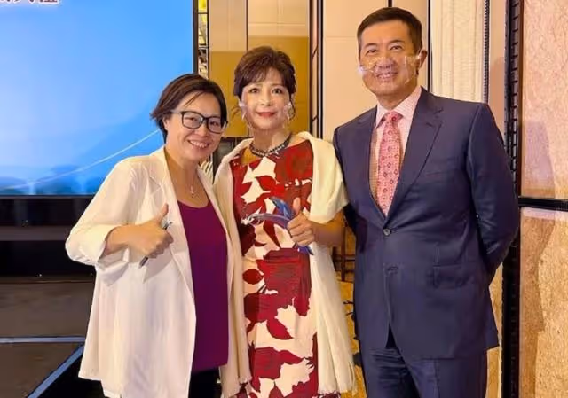 貴氣十足!53歲TVB前女星罕見露面,息影多年成上市公司執行董事