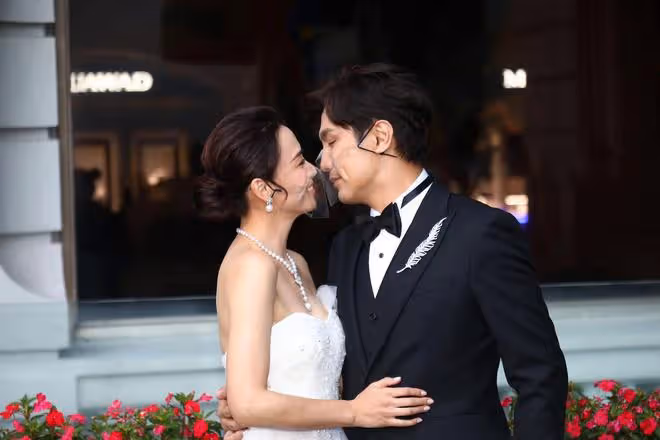 48歲女星陳煒再婚太豪氣！一身行頭過百萬，婚紗上鑲嵌千顆水晶