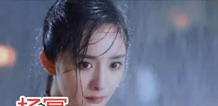 有種差距叫「淋雨戲」，楊冪精緻，肖戰驚艷，看到朱一龍：暴露真實顏值！