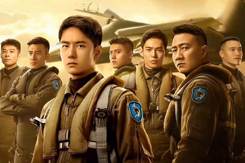 《長空之王》撤檔評論區一片譁然，原因疑似與王一博和周冬雨有關