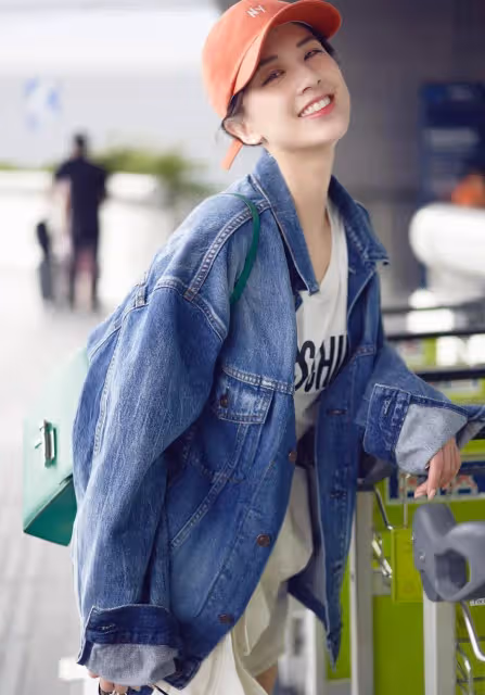 黃聖依,四大女演員之一,80後美女