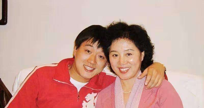 佟大為：照顧植物人父親21年，以孝心創造奇蹟，終不悔