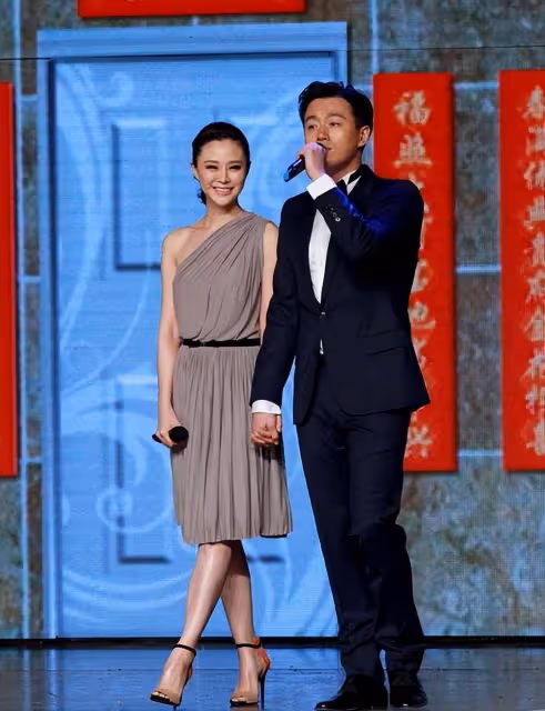 佟大為：照顧植物人父親21年，以孝心創造奇蹟，終不悔