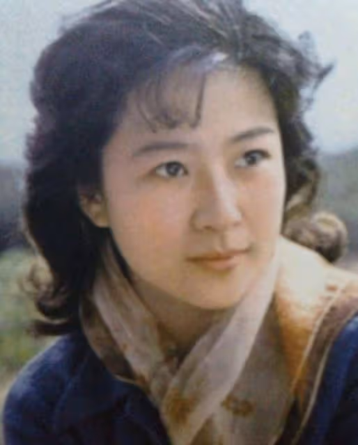 80年代頂流影星王馥荔：王群為娶她放棄前程，如今兒子是她的驕傲