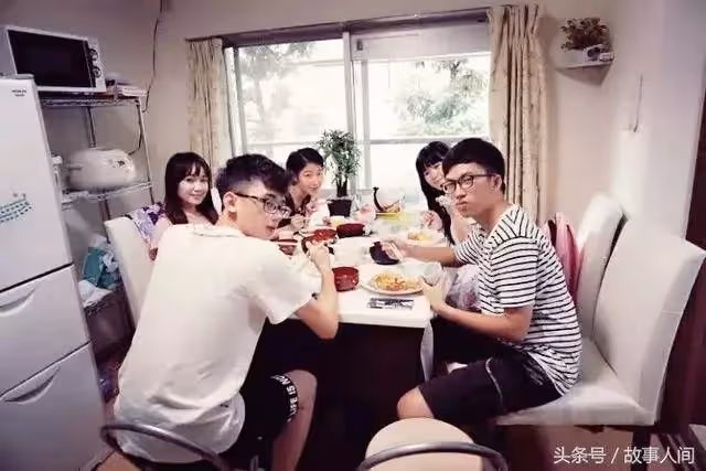 媳婦倒掉爸媽的飯菜,我怒打她一頓,三年後才知道錯怪了她~