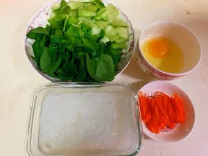 油菜粉絲炒雞蛋