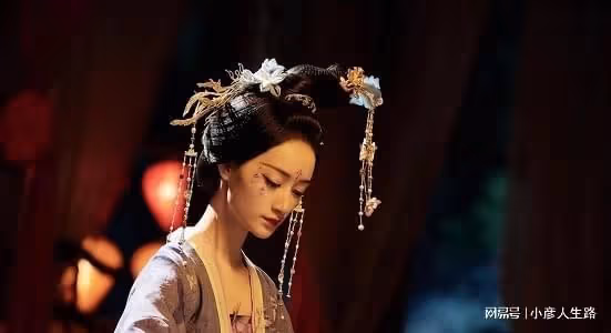 同樣是演女妖精，楊冪周迅靈動美艷，翁虹嫵媚，王麗坤太「真實」