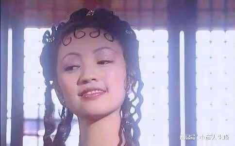 同樣是演女妖精，楊冪周迅靈動美艷，翁虹嫵媚，王麗坤太「真實」