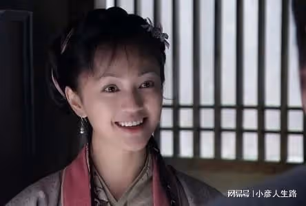 同樣是演女妖精，楊冪周迅靈動美艷，翁虹嫵媚，王麗坤太「真實」