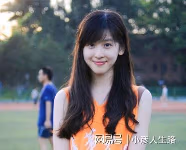 「千億富婆」章澤天:最清純的外表,最強大的野心