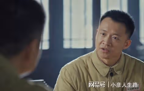 看6集趙露思《胡同》,發現演技真不能比較,因為優與劣一目了然