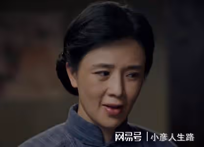 看6集趙露思《胡同》,發現演技真不能比較,因為優與劣一目了然