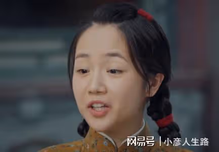 看6集趙露思《胡同》,發現演技真不能比較,因為優與劣一目了然