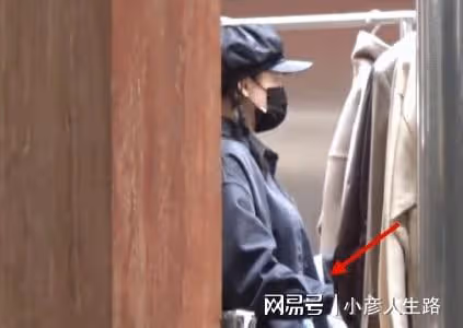 真懷了?陳喬恩小腹微隆,幾次露面衣著寬鬆,一個月前還穿緊身衣