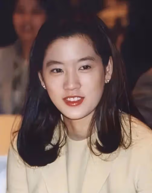 逃離豪門,她身價百億和影帝戀愛