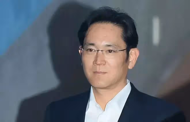 逃離豪門,她身價百億和影帝戀愛