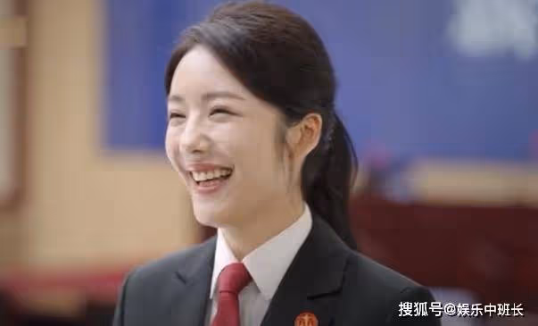 《底線》暗戀對象秒變師妹,周亦安暖心呵護成長,方遠:你小子行啊