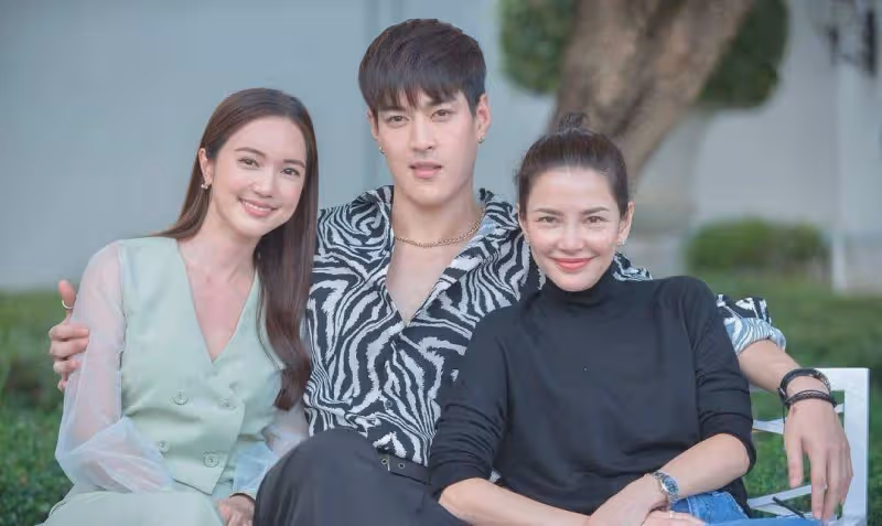 泰劇《錯位戀人》：靈魂交換玩出新花樣，兩對情侶交換戀人