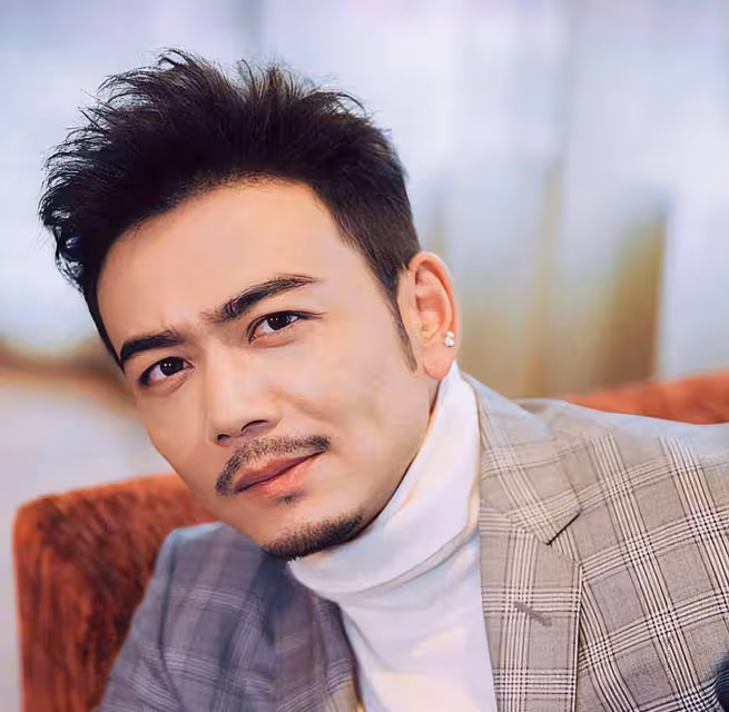 楊爍：從一線明星到在娛樂圈幾乎「消失」，他是如何毀掉自己的未來的？