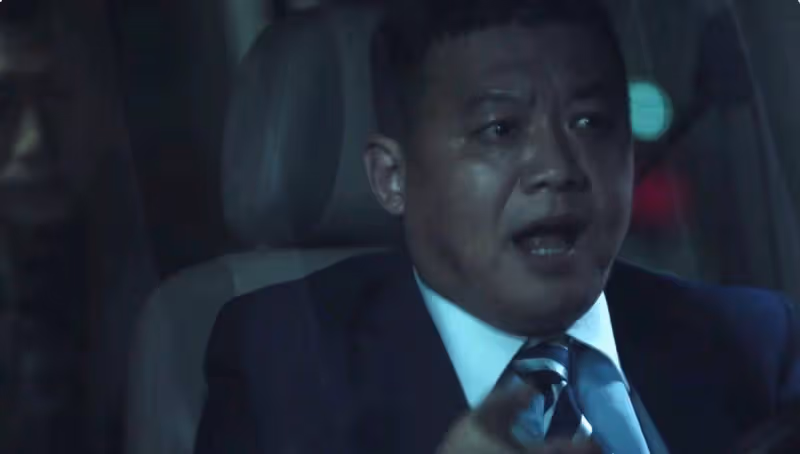 換戲如換臉？在《掃黑風暴》和《底線》的表演之後，他愣住了，卻沒有認出「海