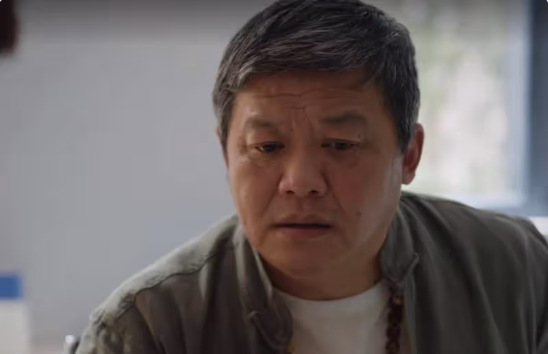 換戲如換臉？在《掃黑風暴》和《底線》的表演之後，他愣住了，卻沒有認出「海