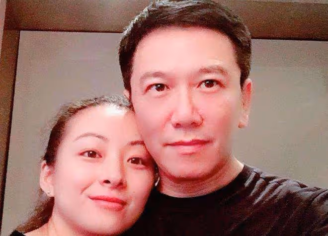 溫兆倫到學校看女兒表演,6歲愛女外貌被批,他大方回應顯高情商