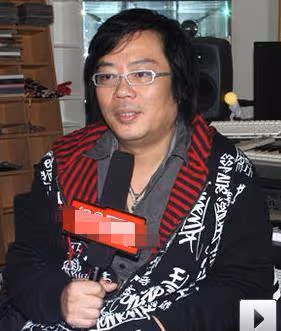 黃綺珊:1婚僅1年,2婚被丈夫3字斷送前程,3婚遭狗仔爆分手八卦
