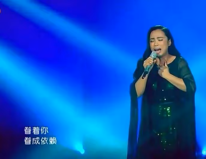 黃綺珊：1婚僅1年，2婚被丈夫3字斷送前程，3婚遭狗仔爆分手八卦