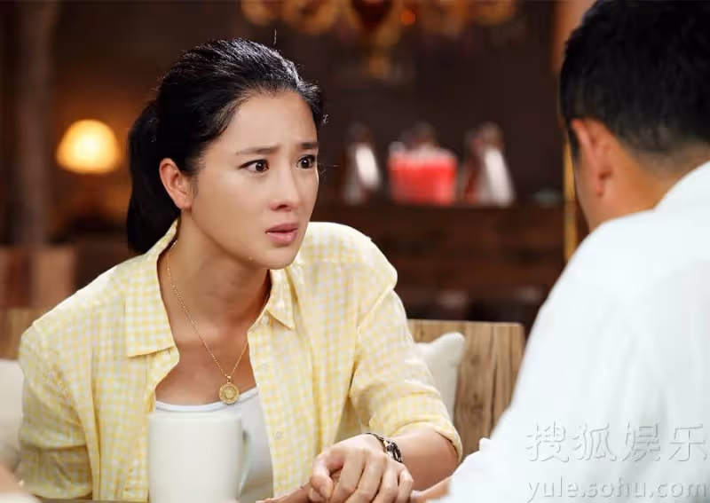 尪偷吃小三生子,正宮市場賣魚獨自帶大4子女,夫躺病床無悔意還在聯絡小三,超慘下場曝光