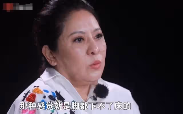 她6歲時身患白血病！被生母賣到舞廳「一度輕生」　46歲患腦瘤「如今聞名娛樂圈」活成典範