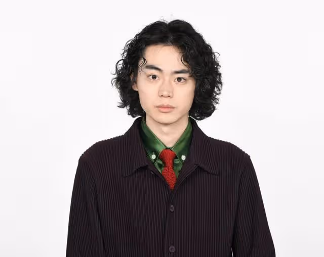 菅田將暉&amp;小松菜奈倫敦蜜月回國途中首次被拍！有移居海外傾向？