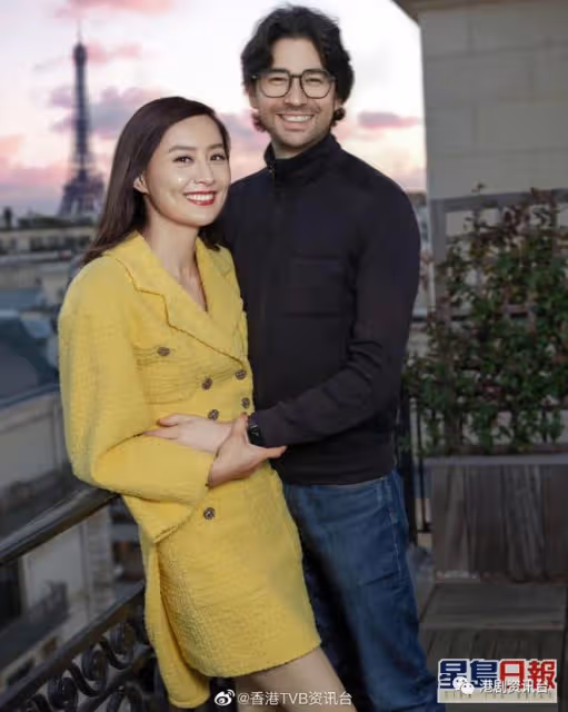 陳法拉貼囡囡萌爆近照!一條尿布惹教育家留言