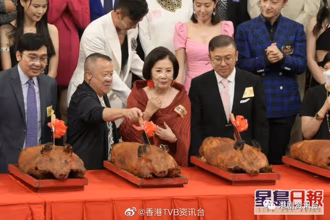 幸運大抽獎汪阿姐抽中261萬現金!金豬仲有55個員工中獎好lucky