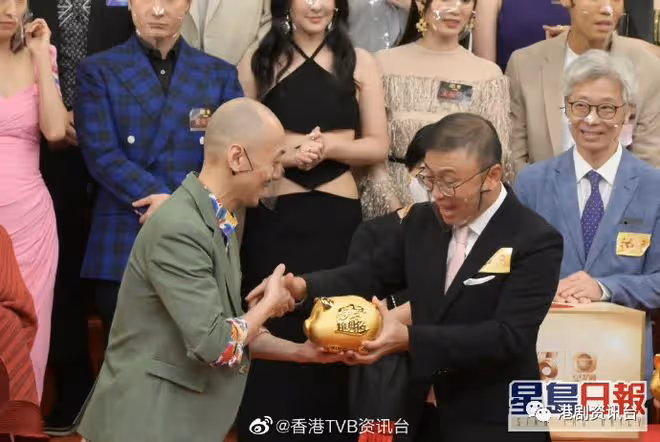 幸運大抽獎汪阿姐抽中261萬現金!金豬仲有55個員工中獎好lucky