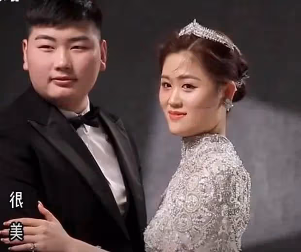 恭喜,大衣哥兒媳懷雙胞胎,22歲小偉已經是兩個孩子的爸爸了!