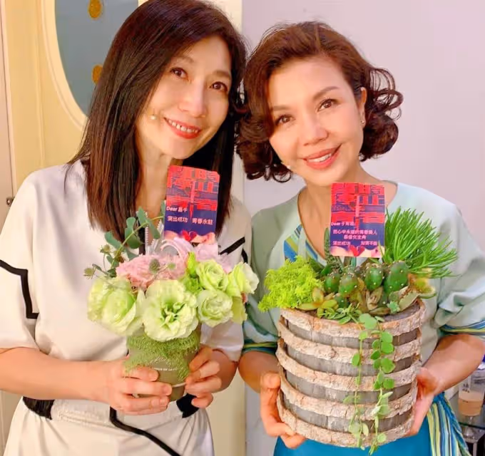 資深女星勇揭「原住民公主血脈」之前不敢公開身份真相,心懷慚愧,今返鄉尋根「牽手老母親大合唱」溫馨畫面惹淚