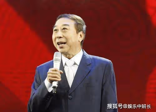 62歲馮鞏妻子曝光，原來這麼漂亮，夫妻恩愛36年