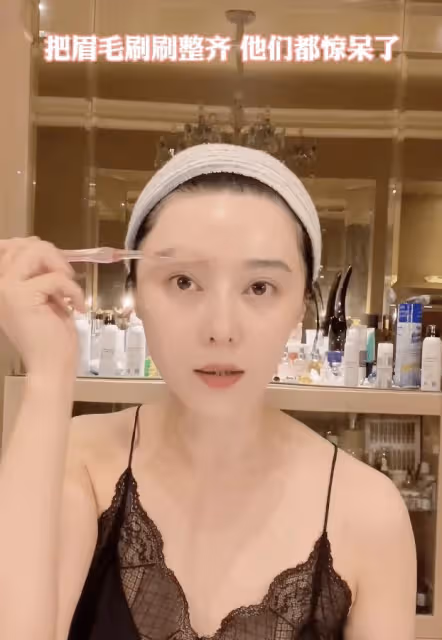 掰回一局,范冰冰出席上海時尚周,氣場強大