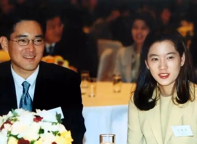 三星前太子妃和影帝李政宰的瓜