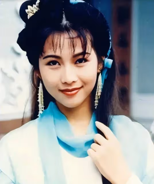 蔡少芬的婚姻才是人間清醒,公開支持丈夫再婚,他應該再找一個