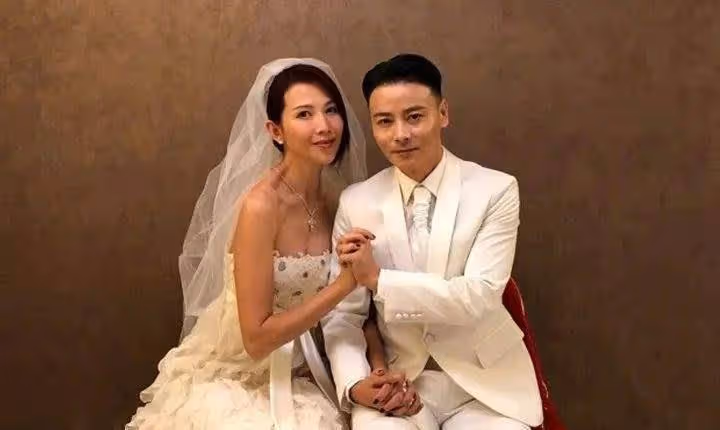 蔡少芬的婚姻才是人間清醒,公開支持丈夫再婚,他應該再找一個