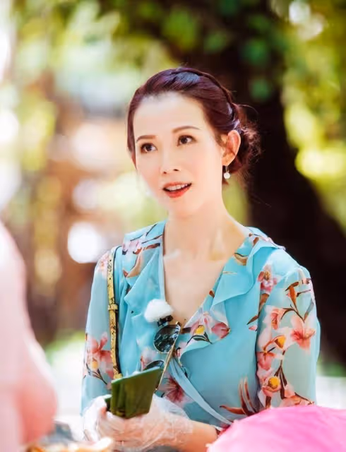 蔡少芬的婚姻才是人間清醒,公開支持丈夫再婚,他應該再找一個